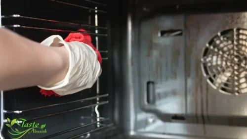 Clean oven interior after using baking soda vinegar metho